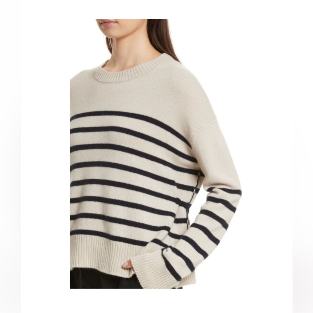 Vince boxy relaxed stripe knit sweater - cream/navy